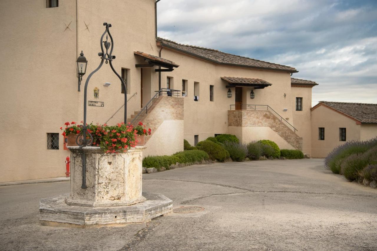 La Bagnaia Golf Resort Exteriér fotografie