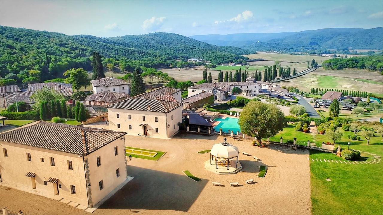 La Bagnaia Golf Resort Exteriér fotografie